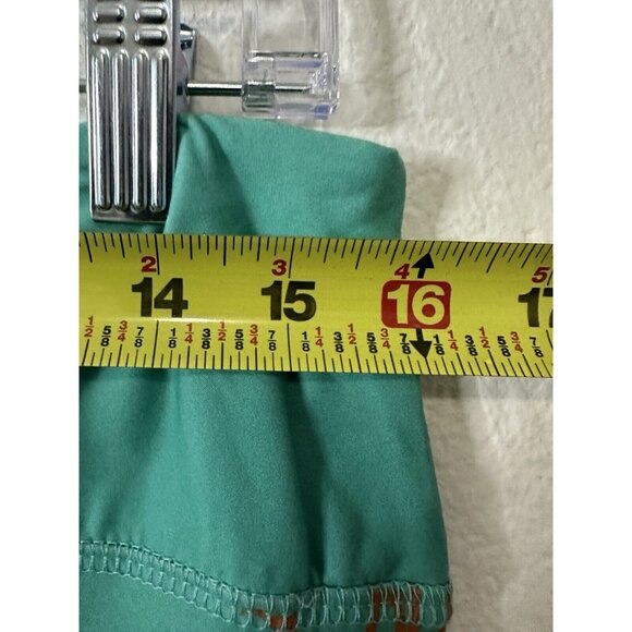 Disney Parks Green Castle Print High Rise Cropped Leggings Size Large - Picture 5 of 7